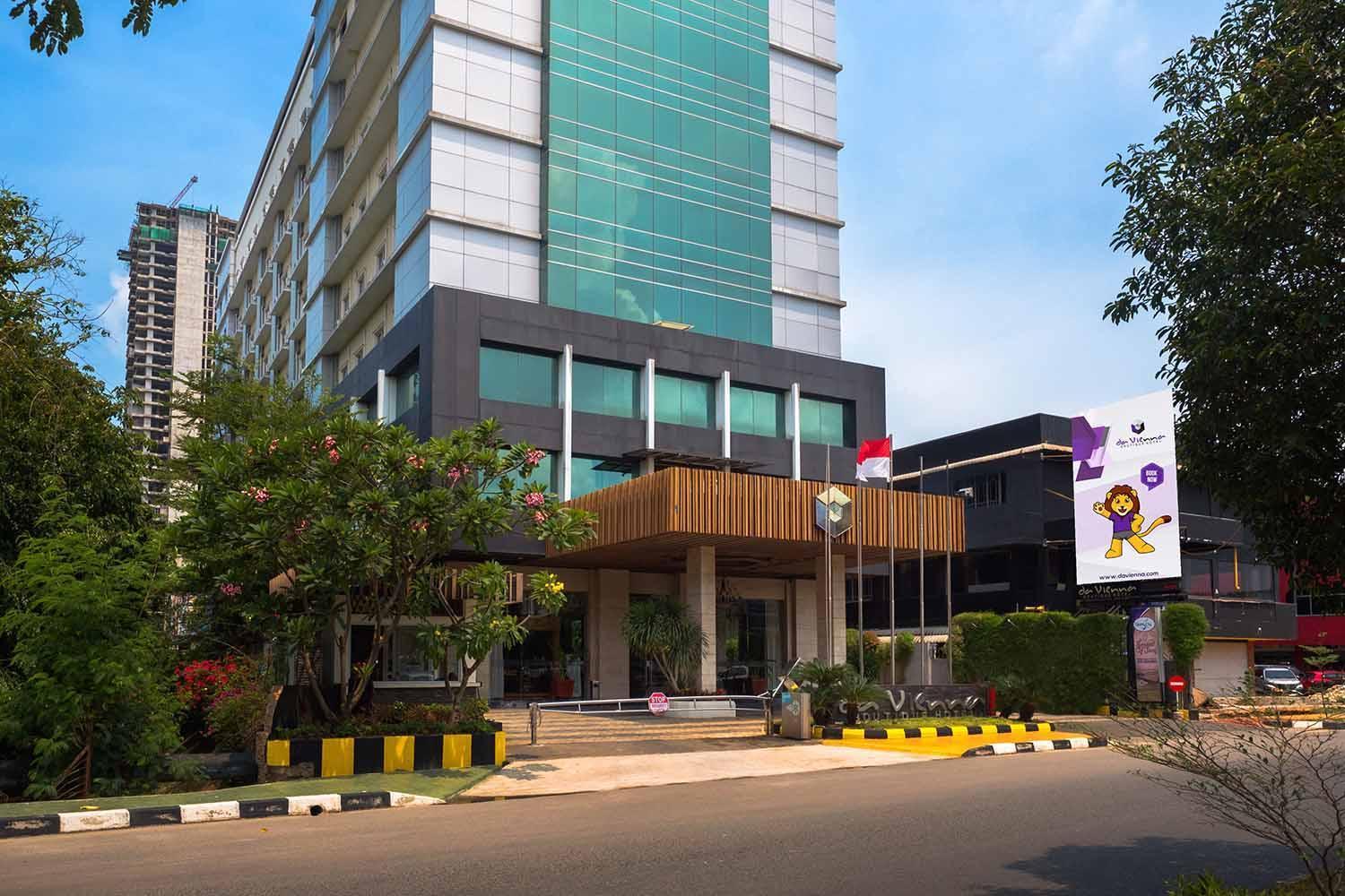 维也纳精品酒店 Batam 外观 照片